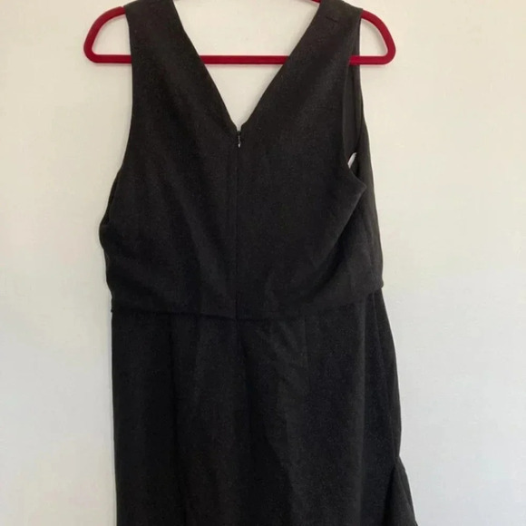 Halston Effle Sleeveless Cowl Neck Metallic Shimmer Gown - Picture 7 of 9